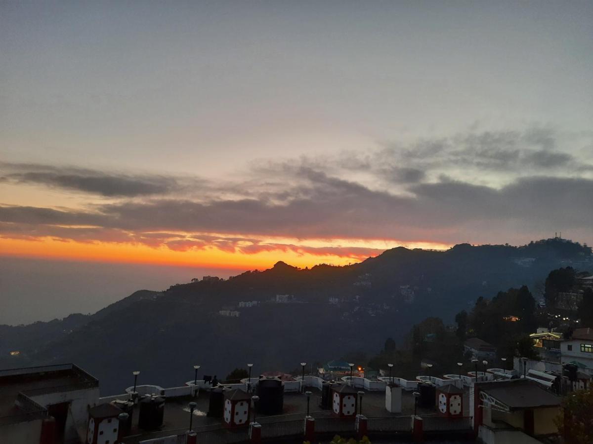 Honeymoon Inn Mussoorie Extérieur photo