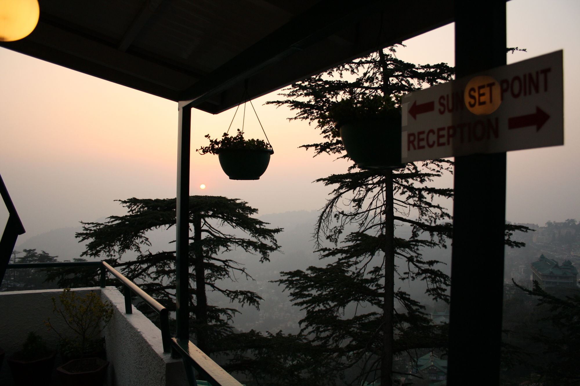 Honeymoon Inn Mussoorie Extérieur photo